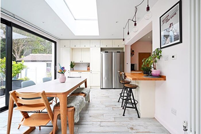 4 Bedroom Detached House For Sale In Westbourne Road, Broomhill, Sheffield, S10