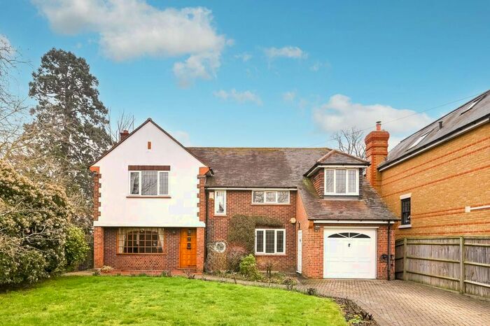 5 Bedroom Detached House To Rent In Bolton Avenue, Windsor, SL4