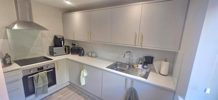 Apartment To Rent In Stunning Bedroom Apartment / Academic Year - Derby Road, Nottingham, NG7