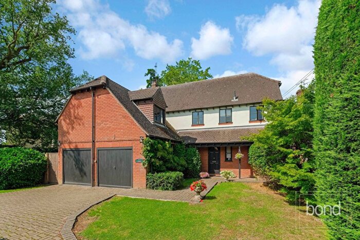 4 Bedroom Detached House For Sale In Sandon Hall Bridleway, Howe Green, Chelmsford, CM2