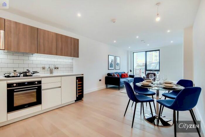 2 Bedroom Flat To Rent In Clapham Place, A Clapham Road, London, SW9