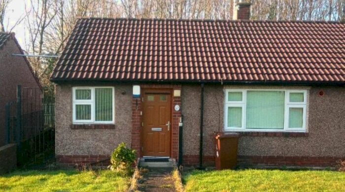 1 Bedroom Bungalow To Rent In Park Close, Stalybridge, SK15