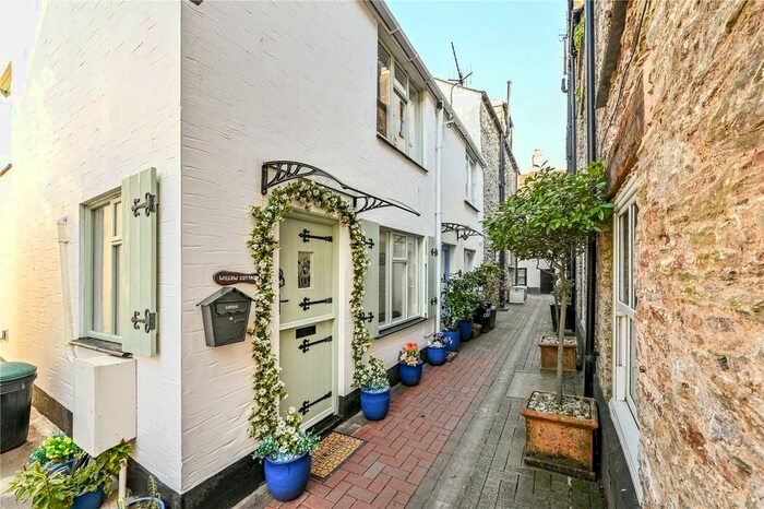 2 Bedroom End Of Terrace House For Sale In Lower Market Street, East Looe, Cornwall, PL13