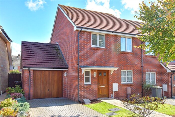 3 Bedroom Semi-Detached House For Sale In South Downs Rise, Havant, Hampshire, PO9