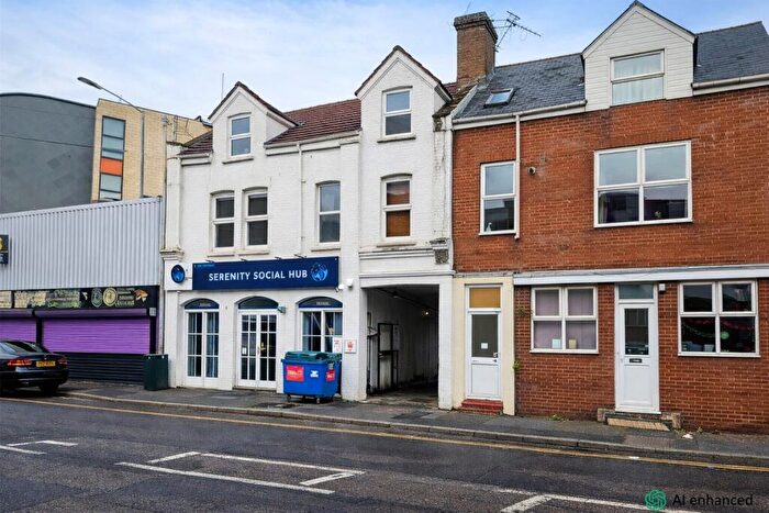 6 Bedroom House Of Multiple Occupation For Sale In St Swithuns Road, Bournemouth, BH1