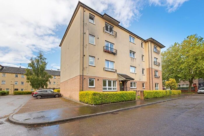 2 Bedroom Flat To Rent In Comelypark Street, Dennistoun, Glasgow, G31