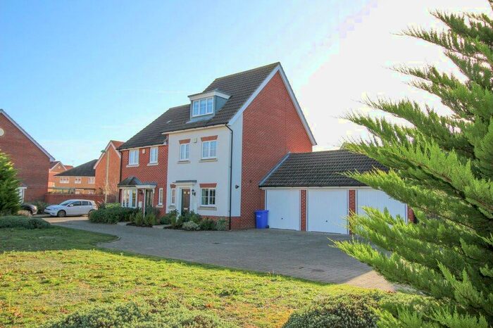 4 Bedroom Town House To Rent In Yarrow Walk, Larks Reach, Red Lodge, IP28