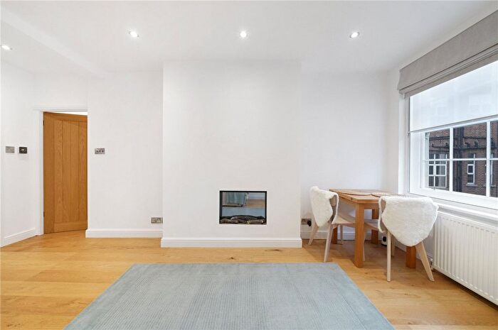 1 Bedroom Flat For Sale In St. Vincent Street, London, W1U