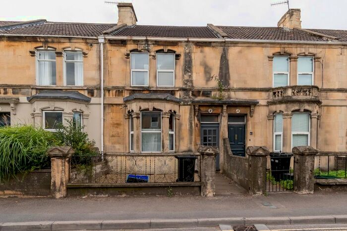 6 Bedroom Terraced House To Rent In Windsor Villas, Bath, BA1