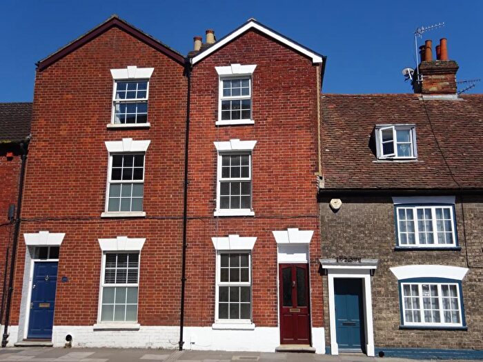 3 Bedroom Terraced House To Rent In Castle Street, Salisbury, Wiltshire, SP1