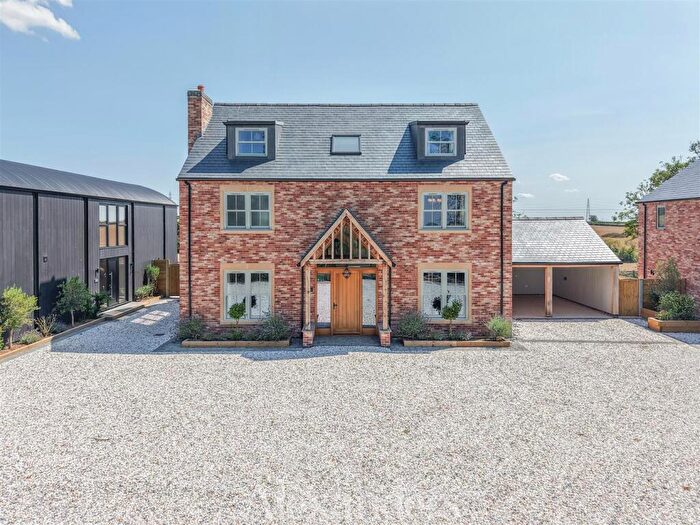 5 Bedroom Detached House For Sale In Waltham Road, Thorpe Arnold, LE14