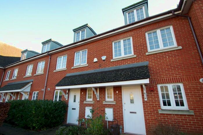3 Bedroom Town House To Rent In Gate House Place, Rickmansworth Road, Watford WD18