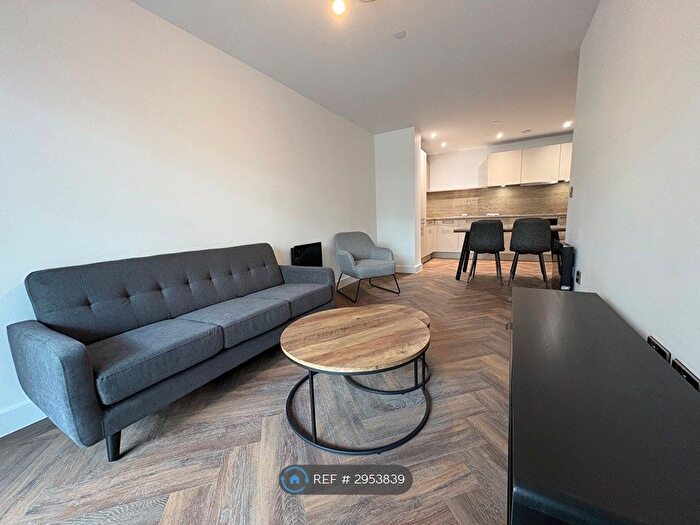 1 Bedroom Flat To Rent In St Pauls Square, Birmingham, B3