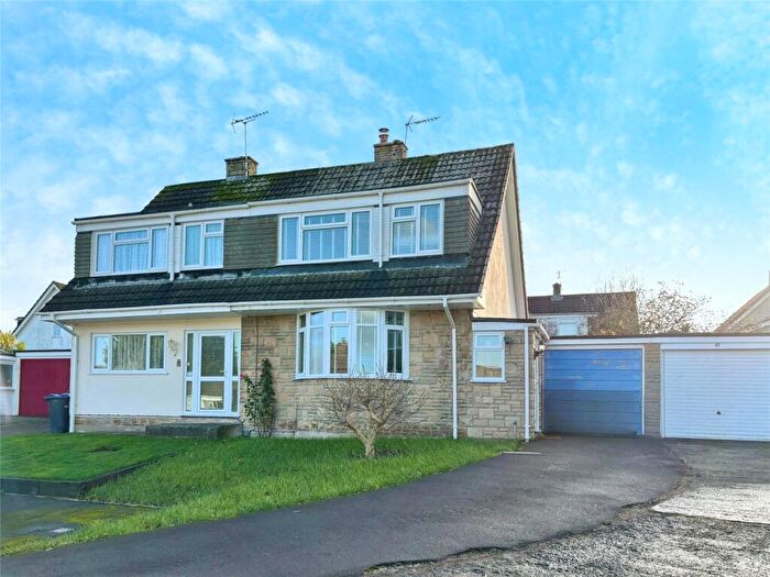 3 Bedroom Semi Detached House For Sale In Broxburn Road, Warminster, BA12