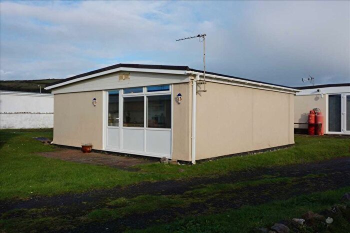 3 Bedroom Property For Sale In Laugharne View, Carmathen Bay, Kidwelly, SA17