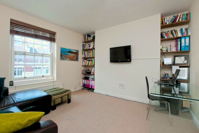1 Bedroom Apartment To Rent In Bonington House, Killick Street, N1