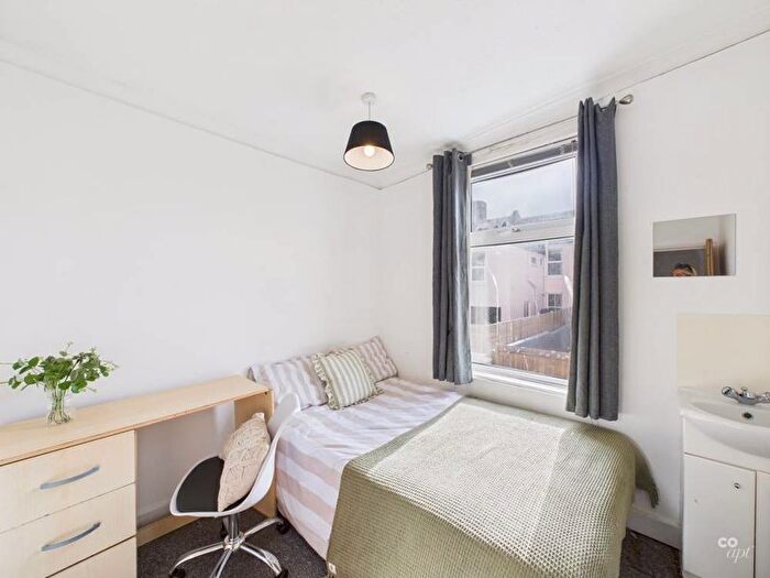 5 Bedroom Property To Rent In Totland Road, Brighton, BN2