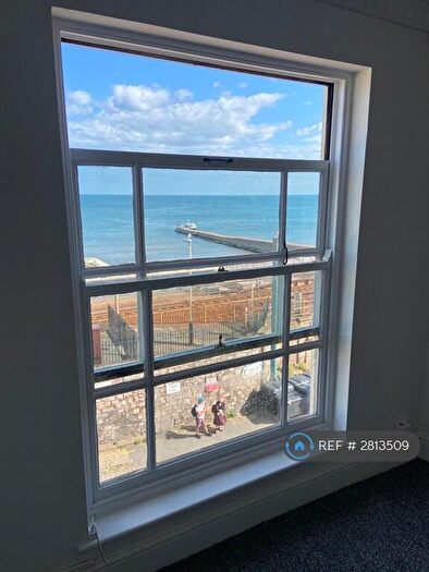 1 Bedroom Flat To Rent In Richmond Court, Dawlish, EX7