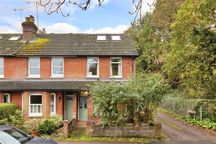 4 Bedroom End Of Terrace House For Sale In Bosville Road, Sevenoaks, Kent, TN13