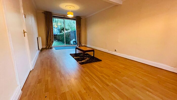 3 Bedroom Semi-Detached House To Rent In Maybank Avenue, Wembley, HA0