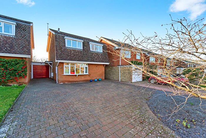 4 Bedroom Detached House For Sale In High Park Crescent, Dudley, DY3