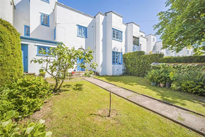 5 Bedroom Terraced House For Sale In Pwll-Y-Myn Crescent, Peterston-Super-Ely, CF5