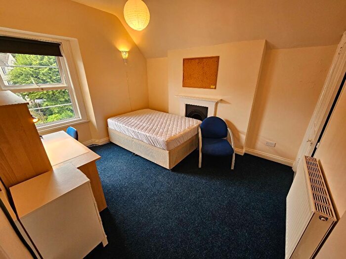 5 Bedroom Maisonette To Rent In Cotham Brow, Cotham, Bristol, Avon, BS6