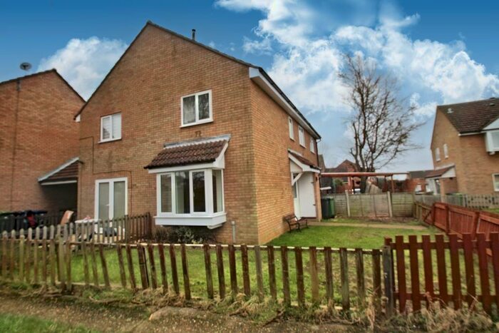 2 Bedroom Cluster House To Rent In Fallow Drive, St. Neots, Cambridgeshire, PE19