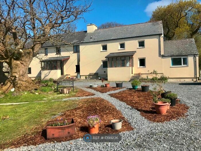 4 Bedroom Semi-Detached House To Rent In Pistyllgwyn, Salem, Llandeilo, SA19