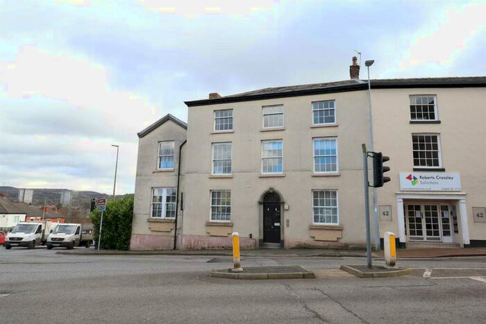 2 Bedroom Flat To Rent In The George, Macclesfield, SK10