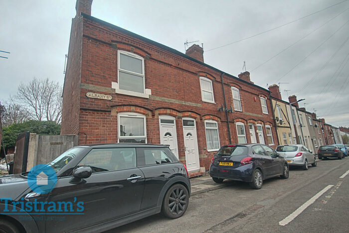 2 Bedroom End Of Terrace House To Rent In Albany Street, Ilkeston, DE7