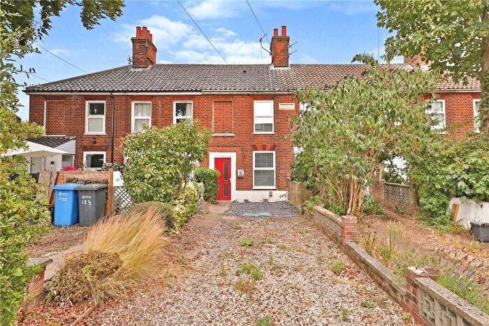 2 Bedroom Terraced House For Sale In Aylsham Road, Norwich, NR3