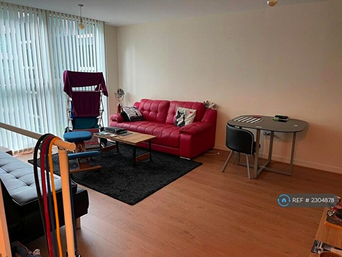 1 Bedroom Flat To Rent In The Hub, Milton Keynes, MK9
