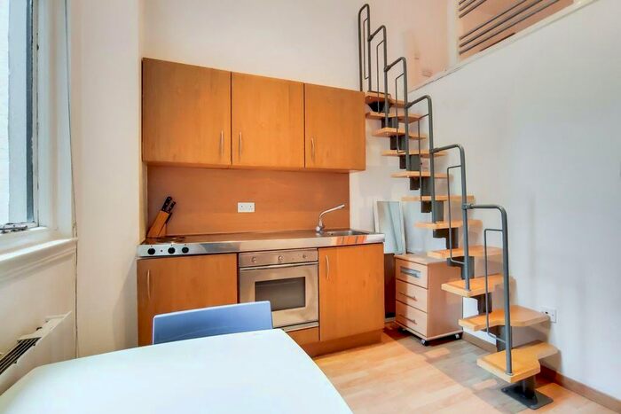 Studio To Rent In Linden Gardens, Notting Hill, W2