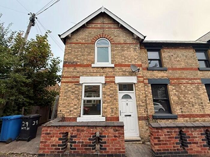 2 Bedroom House To Rent In Windmill Hill Lane, Derby, DE22