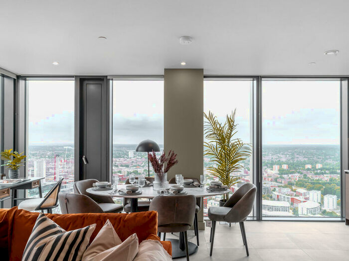 3 Bedroom Flat To Rent In The Mercian, Birmingham, B15