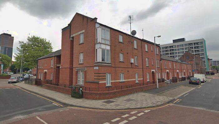 2 Bedroom Flat To Rent In Freeman Square Hulme, Manchester, M15