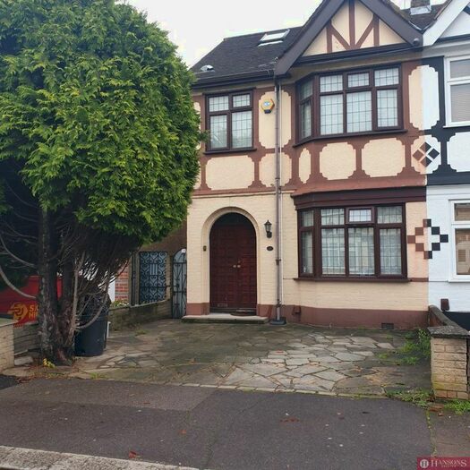 4 Bedroom Terraced House To Rent In Ilfracombe Gardens, Chadwell Heath, RM6