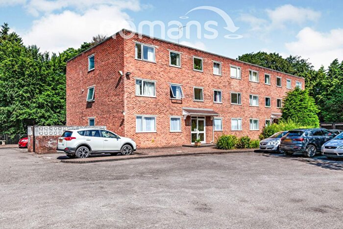 2 Bedroom Flat To Rent In Birkdale Court, Cardwell Crescent, Ascot, SL5