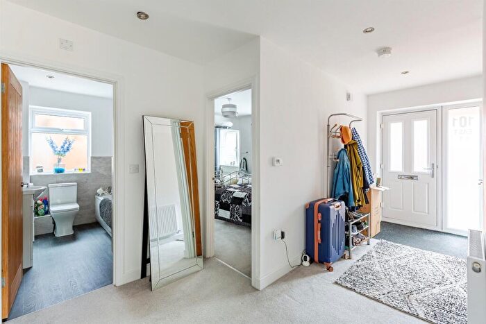 2 Bedroom Detached Bungalow For Sale In East Street, Olney, MK46