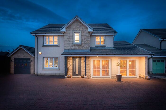 5 Bedroom Detached House For Sale In Robertson Gardens, Armadale, EH48
