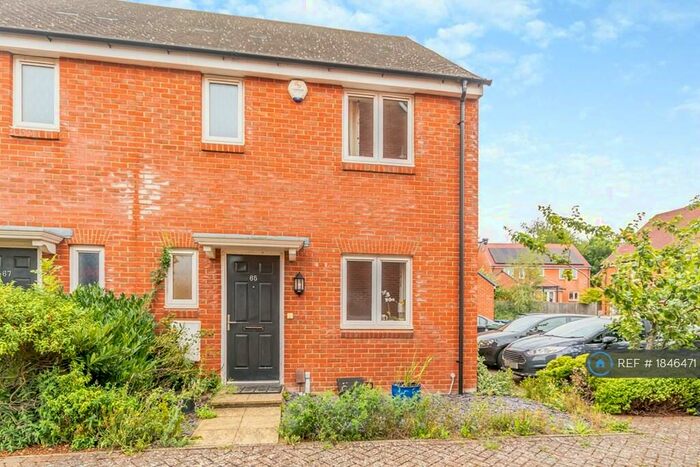 3 Bedroom End Of Terrace House To Rent In The Bramblings, Little Chalfont, HP6