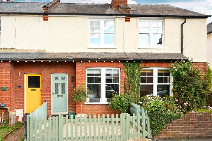 2 Bedroom Terraced House For Sale In School Road, East Molesey, Surrey, KT8