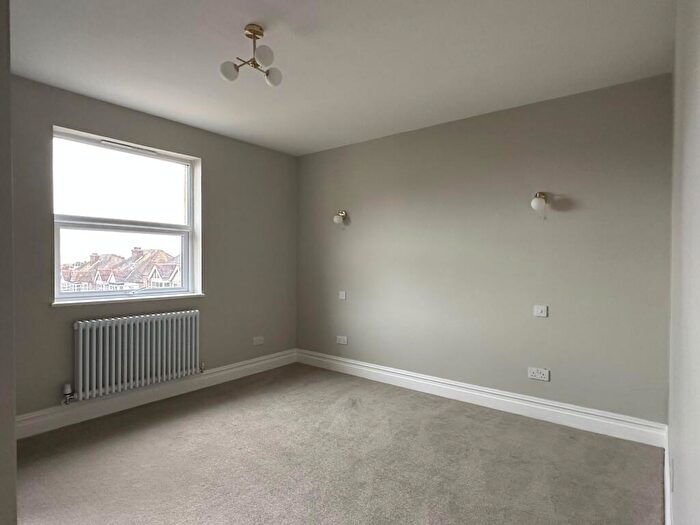 1 Bedroom Flat To Rent In High Street, Broadstairs, CT10