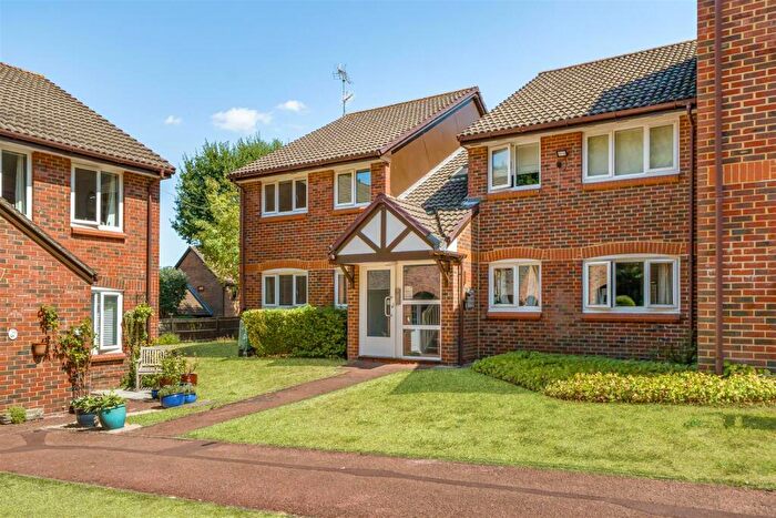 2 Bedroom Retirement Property For Sale In Acorn Drive, Wokingham, Berkshire, RG40