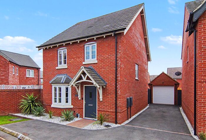 3 Bedroom Detached House For Sale In Hereward Way, Nuneaton, CV10