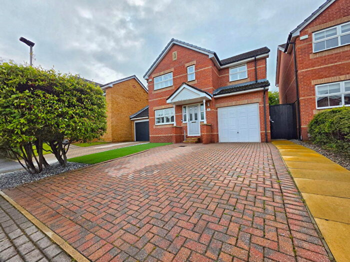 4 Bedroom Detached House For Sale In Alford Close, Barnsley, S75