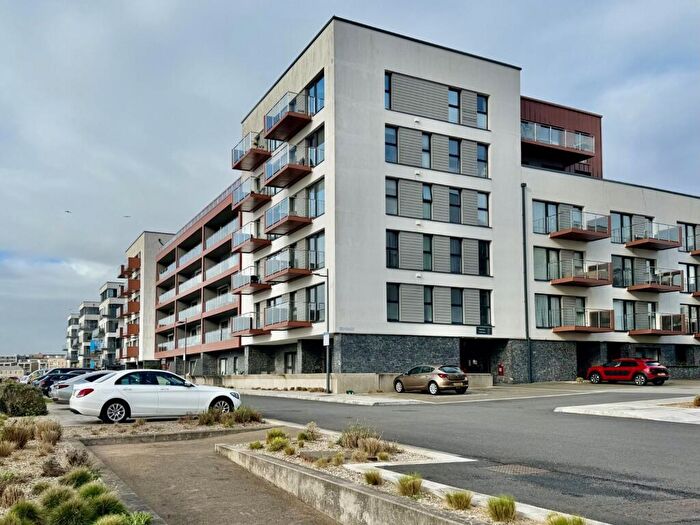 2 Bedroom Flat For Sale In Kingdom Street, Aqua House, PL1
