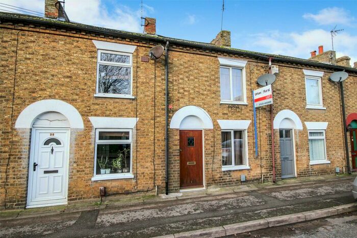 2 Bedroom Terraced House To Rent In Dunstable Road, Toddington, Bedfordshire, LU5
