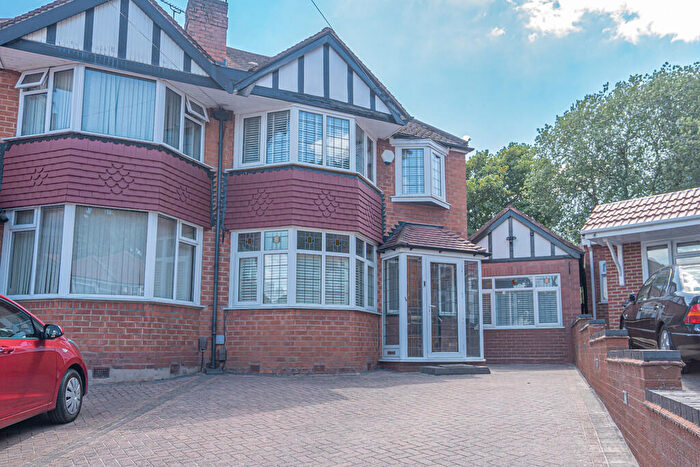 4 Bedroom Semi-Detached House For Sale In Amherst Avenue, Handsworth Wood, B20
